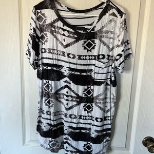 Woman’s Black and White Printed Shirt